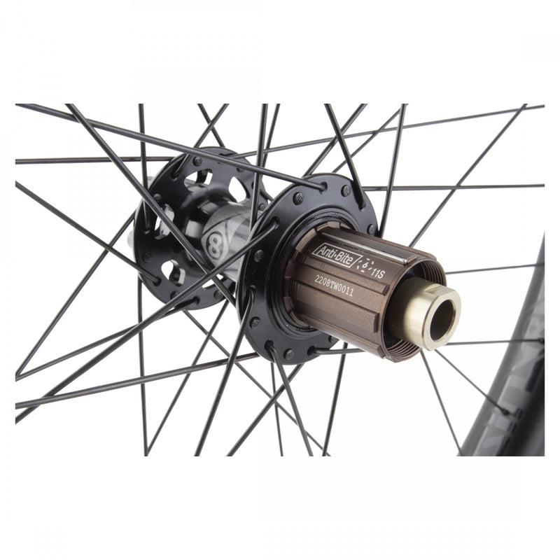 Load image into Gallery viewer, Wheel Master 27.5in Carbon Mountain Disc Double Wall 27.5in SET OR8 Bolt Carbon MTB++ 6B