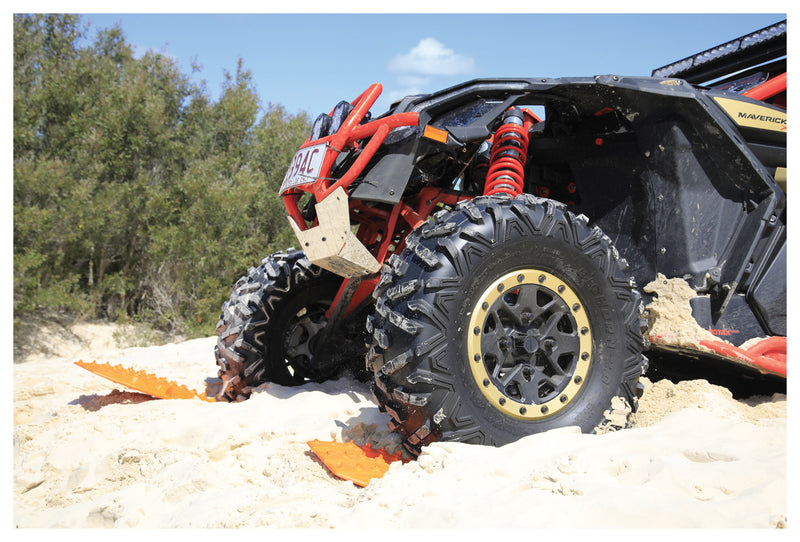 Load image into Gallery viewer, Maxtrax Mini Pair Signature: Compact and Reliable Off-Road Recovery Boards