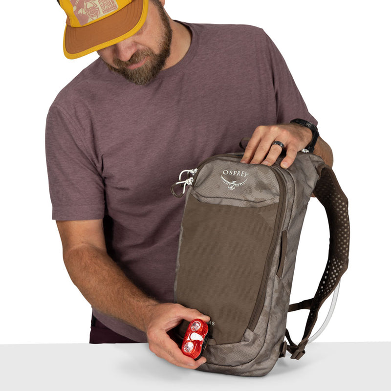 Load image into Gallery viewer, Osprey Berm 8 Hydration Pack - Pediment Gray Dust