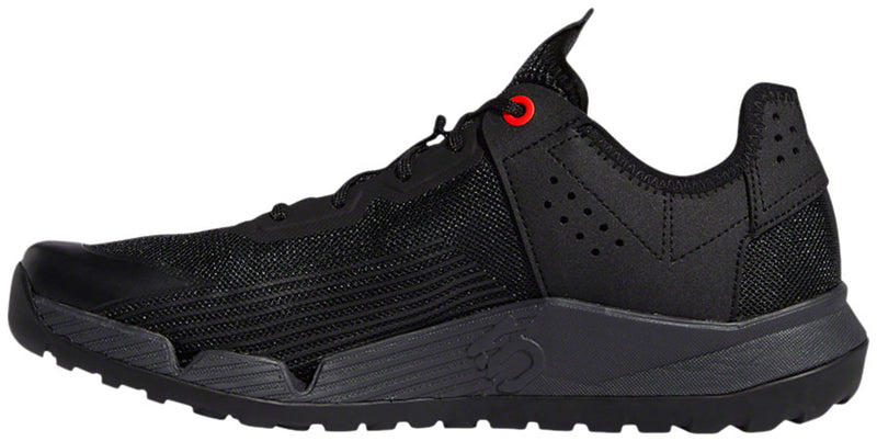 Load image into Gallery viewer, Five Ten Trailcross LT Flat Shoes - Women's, Core Black / Gray Two / Solar Red, 9.5