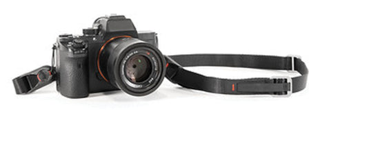 Peak Design Leash - Black Camera Strap for Stylish and Secure Photography Sessions
