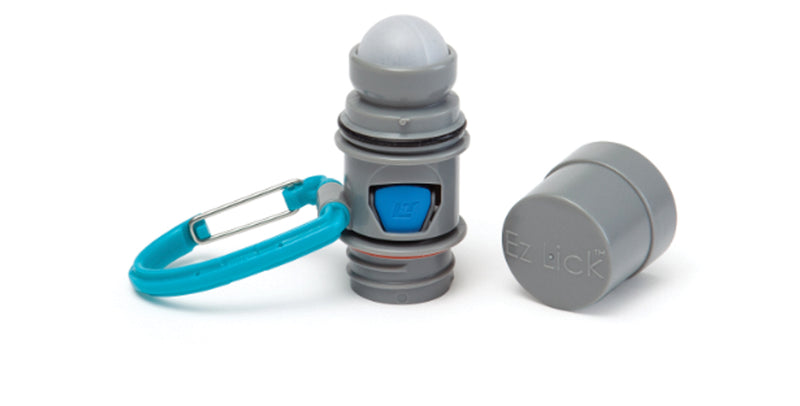 Load image into Gallery viewer, Vapur 0.7L Ez Lick Dog Whiteout Portable Water Bottle for Pets
