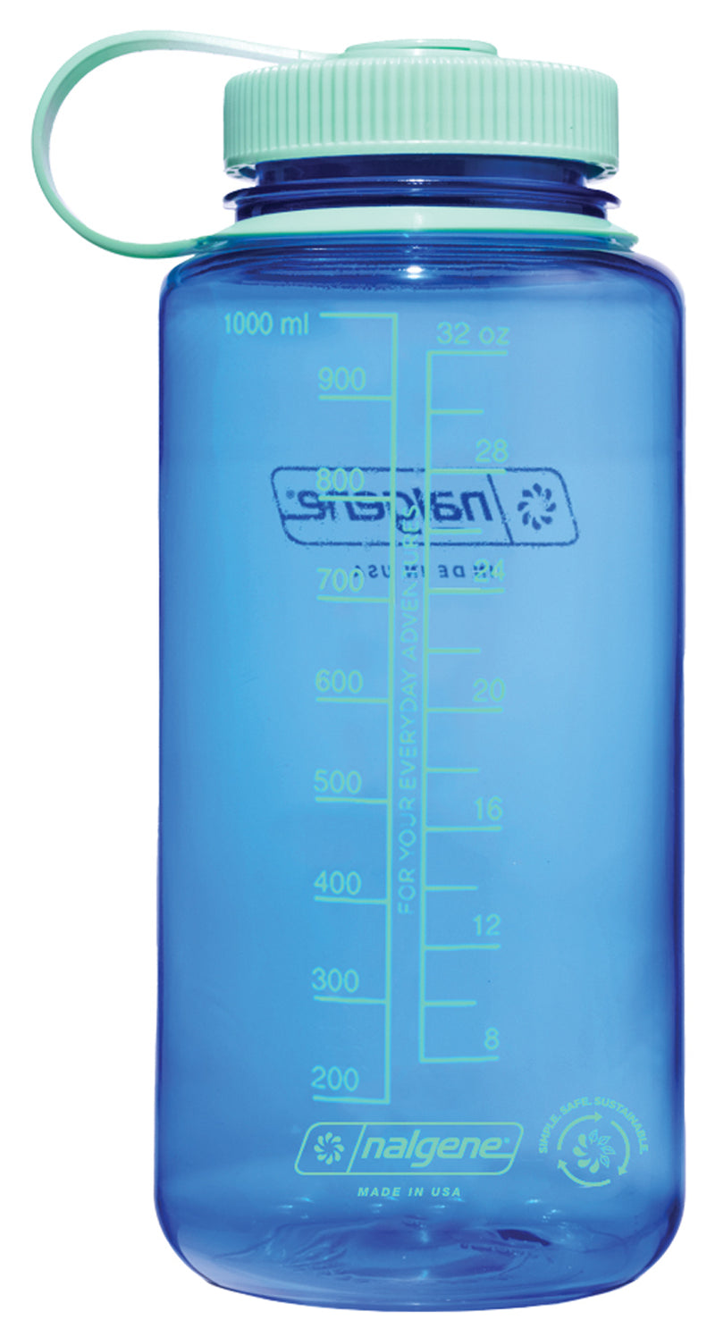 Load image into Gallery viewer, Nalgene 32oz Sustain Cornflower Blue Water Bottle - Eco-Friendly and Stylish
