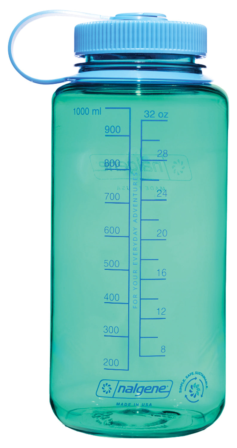 Load image into Gallery viewer, Nalgene 32oz Sustain Pastel Green Water Bottle - Eco-Friendly and Stylish!
