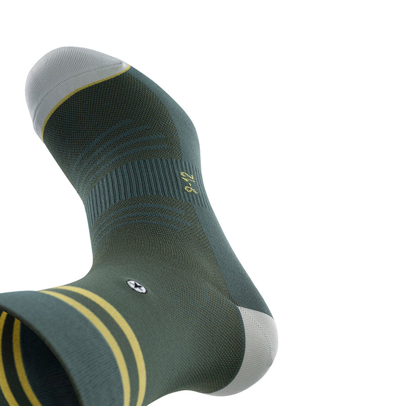 Load image into Gallery viewer, EVOC Sport Socks Socks Green, SM
