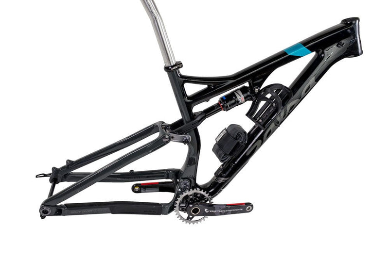 Load image into Gallery viewer, Wolf Tooth B-RAD 2 Aluminum Bottle Cage Mount - Lightweight, Durable, Rust-Proof
