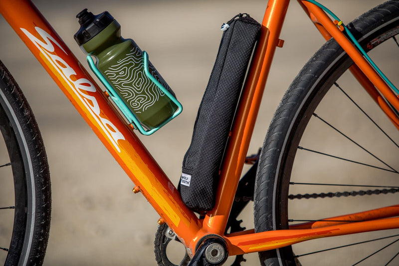 Load image into Gallery viewer, Wolf Tooth Components B-RAD Pump Bag Black For Bike Frame Pumps
