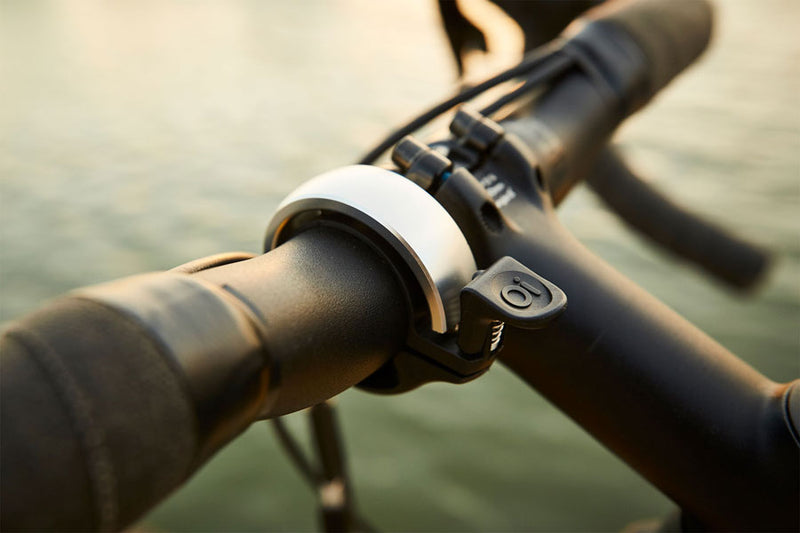 Load image into Gallery viewer, Knog Oi Classic Bell, Large, Silver, Each
