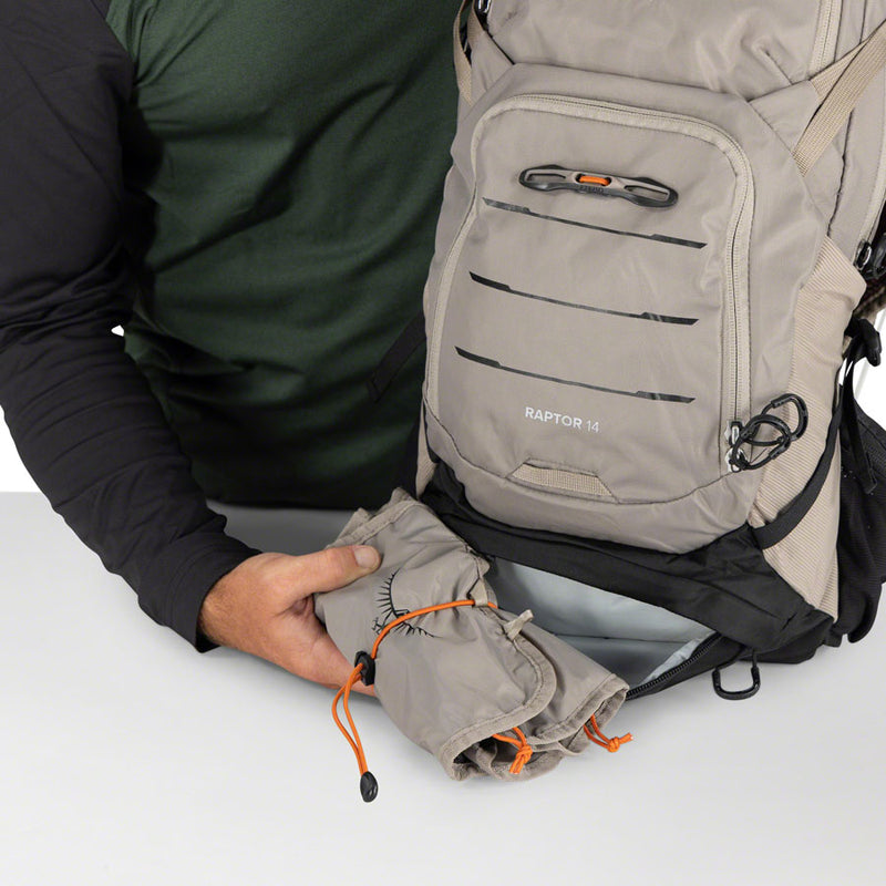 Load image into Gallery viewer, Osprey Raptor 14 Hydration Pack - Pediment Gray
