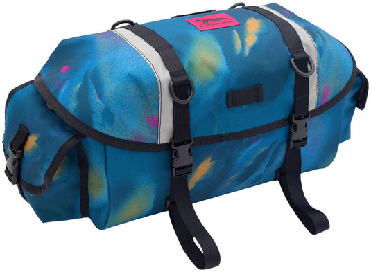 Swift-Industries-Zeitgeist-Pack-Handlebar-Bag-Water-Reistant-Reflective-Bands-TSBG0330