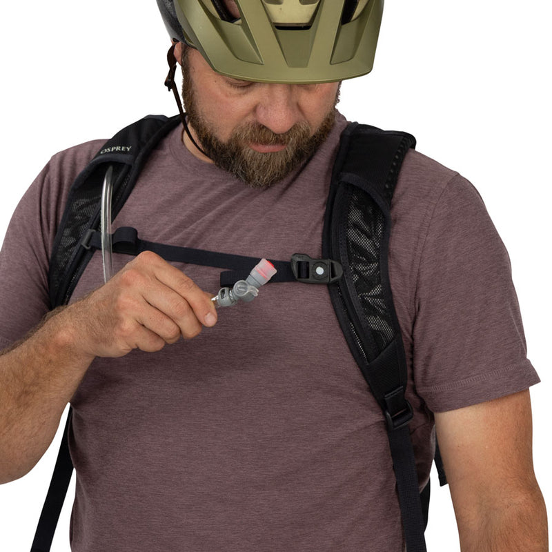 Load image into Gallery viewer, Osprey Berm 12 Hydration Pack - Raven Gray
