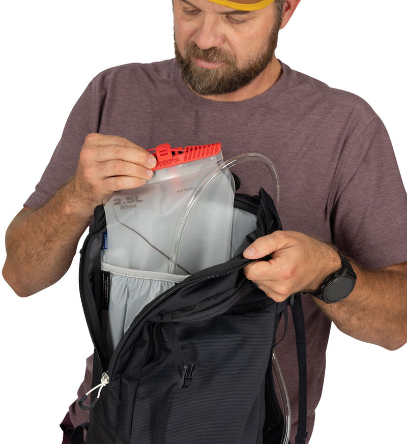 Load image into Gallery viewer, Osprey Berm 12 Hydration Pack - Raven Gray
