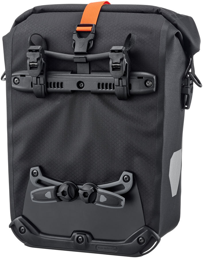 Load image into Gallery viewer, Ortlieb Gravel Pack Pannier - Single, 14.5L, Dark Black Matte
