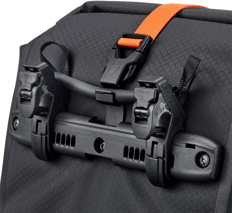 Load image into Gallery viewer, Ortlieb Gravel Pack Pannier - Single, 14.5L, Dark Black Matte
