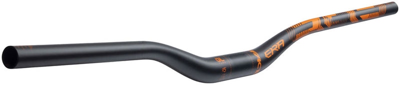 Load image into Gallery viewer, RaceFace Era Handlebar - Carbon, 800mm, 40mm, 35.0, 8 Deg, Orange
