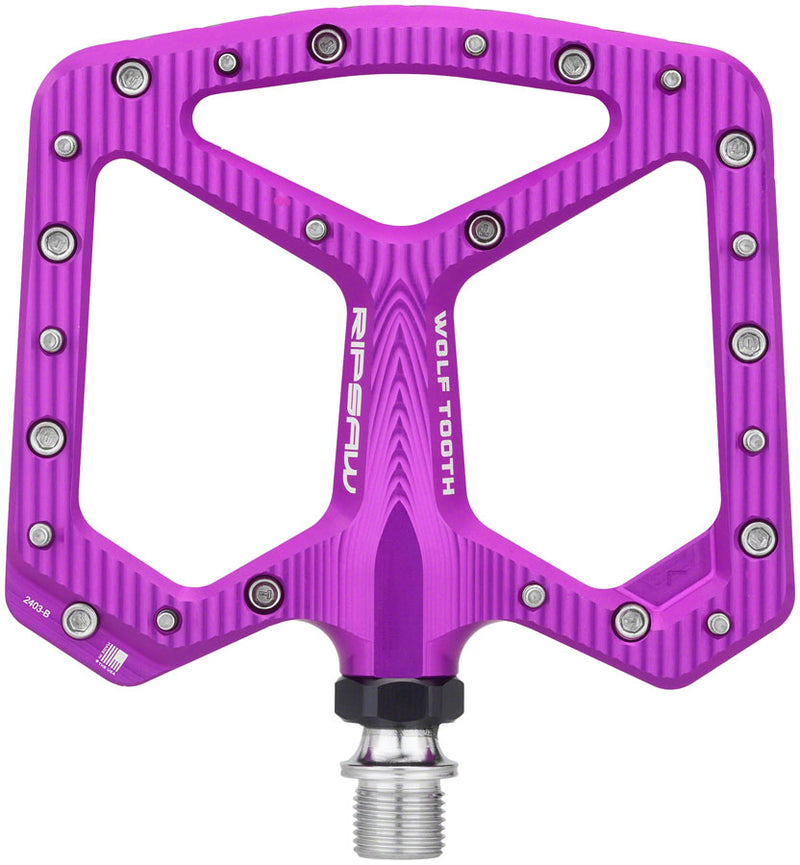 Load image into Gallery viewer, Wolf Tooth Ripsaw Aluminum Pedals - Platform, Aluminum, 9/16", Ultraviolet Purple
