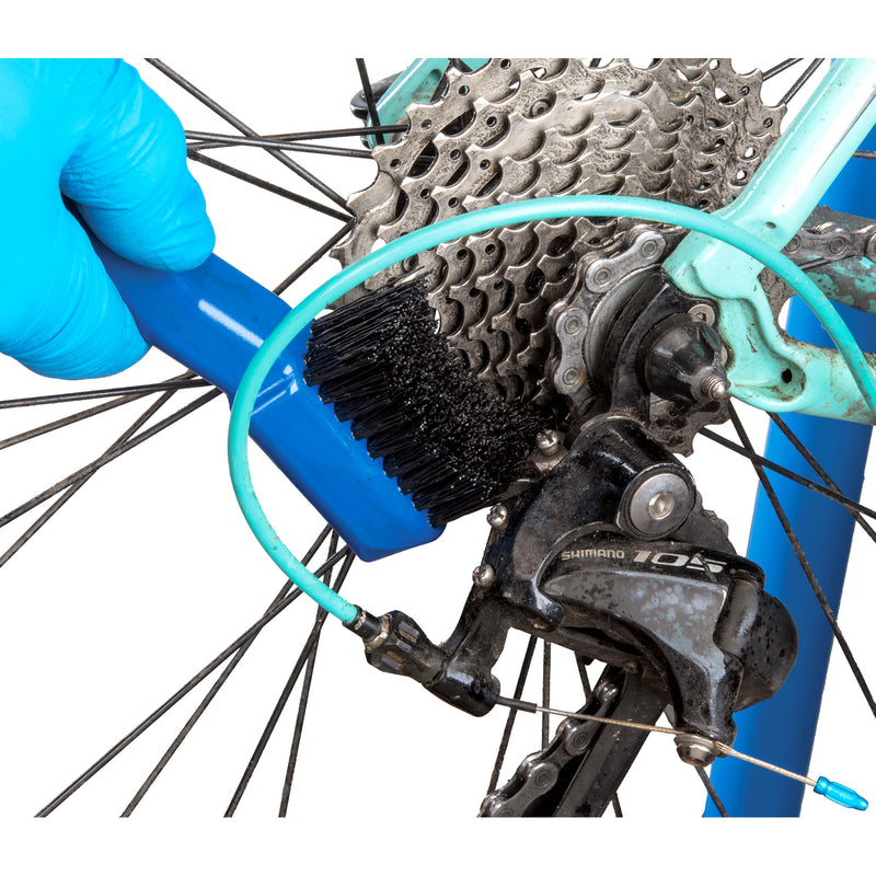 Load image into Gallery viewer, Park Tool GSC-4 Cassette Cleaning Brush Unique Angled And Contoured Shape
