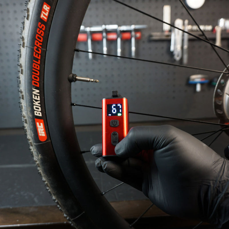 Load image into Gallery viewer, Prestacycle Prestaflator GO Lite, Rechargeable Tire Inflator
