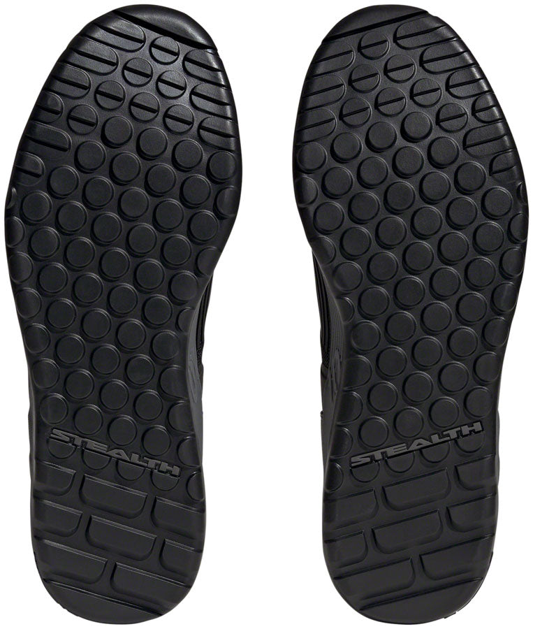 Load image into Gallery viewer, Five Ten Trailcross Mid Pro Flat Shoes - Men's, Core Black/Gray Two/Solar Red, 9.5
