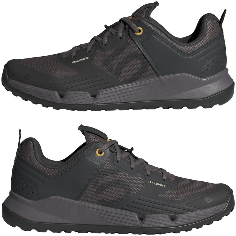 Load image into Gallery viewer, Five Ten Trailcross XT Flat Shoes - Men's, Charcoal / Carbon / Oat, 7
