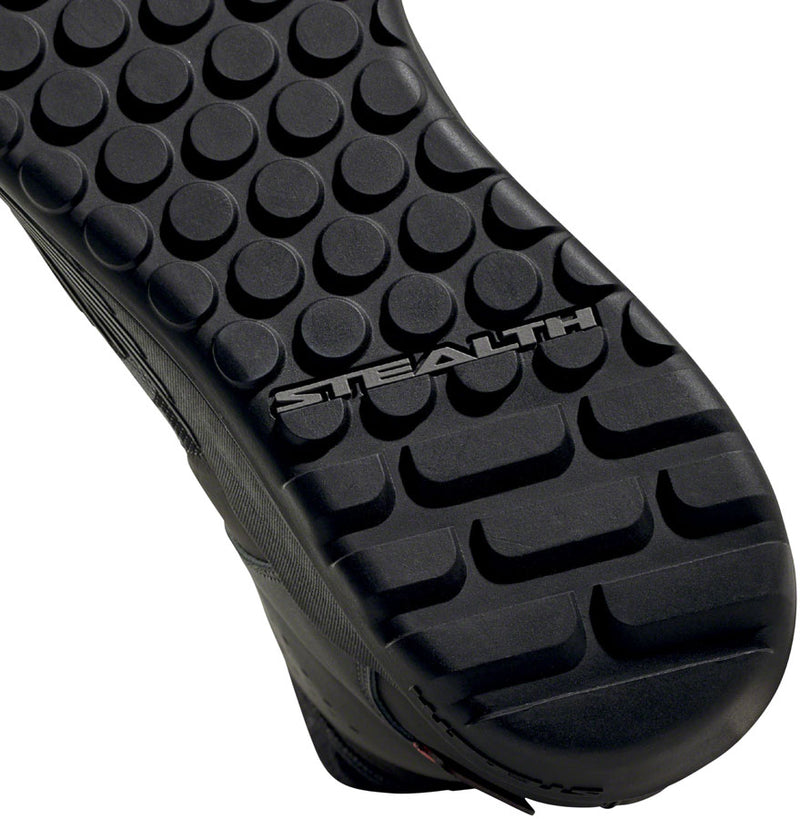 Load image into Gallery viewer, Five Ten Trailcross Mid Pro Flat Shoes - Men's, Core Black / Gray Two / Solar Red, 11
