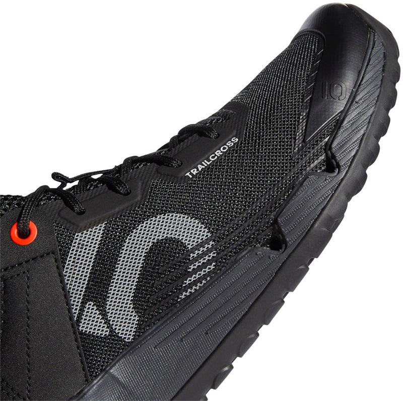 Load image into Gallery viewer, Five Ten Trailcross LT Flat Shoes - Women's, Core Black / Gray Two / Solar Red, 9.5
