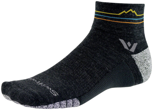 Swiftwick-Flite-XT-Trail-Quarter-Crew-Socks-Socks-SOCK5554