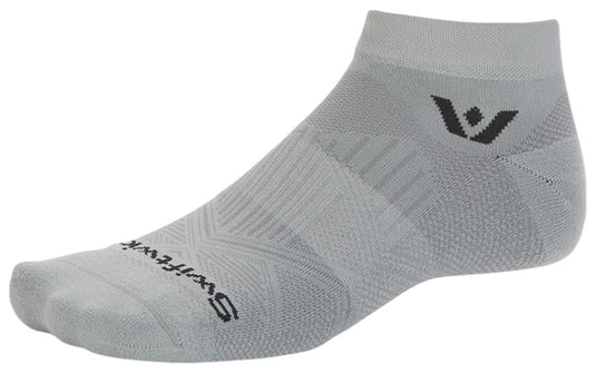 Swiftwick-Aspire-Ankle-Socks-Socks-SOCK7680