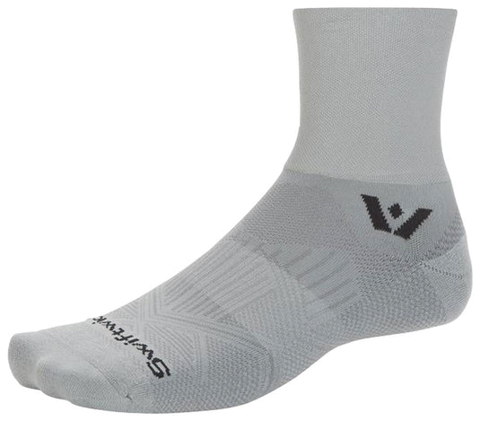 Swiftwick-Aspire-Quarter-Crew-High-Socks-Socks-SOCK7725