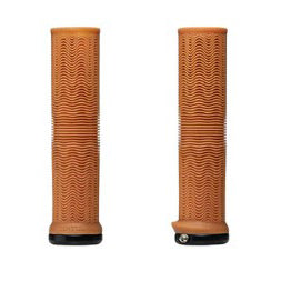 Load image into Gallery viewer, Title L01 Lock-On Grips , Gum
