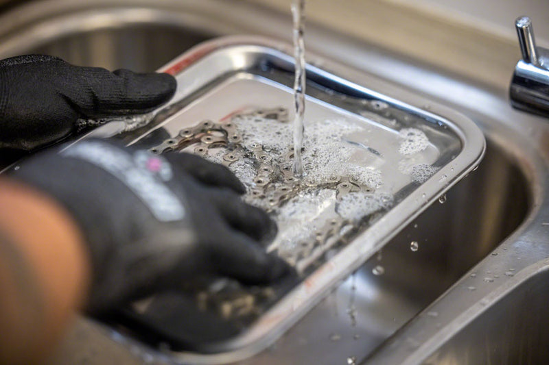 Load image into Gallery viewer, Muc-Off Ultrasonic Optimization Bundle Ensures Deep Clean To Surface
