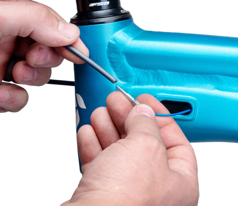 Load image into Gallery viewer, Park Tool IR-1.3 Internal Cable Routing Kit Cable Guide Set
