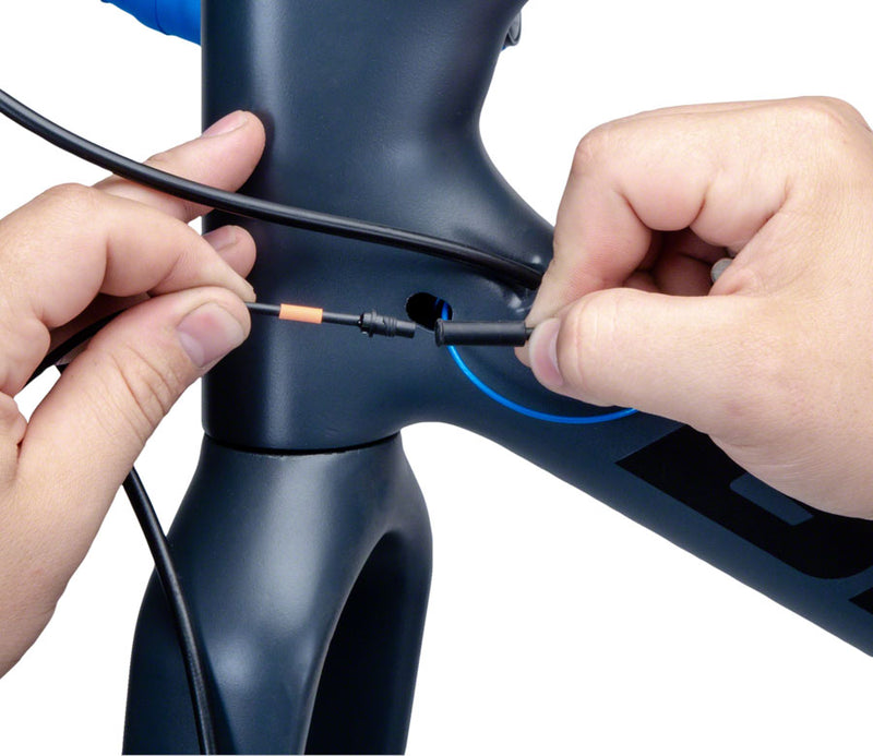Load image into Gallery viewer, Park Tool IR-1.3 Internal Cable Routing Kit Cable Guide Set
