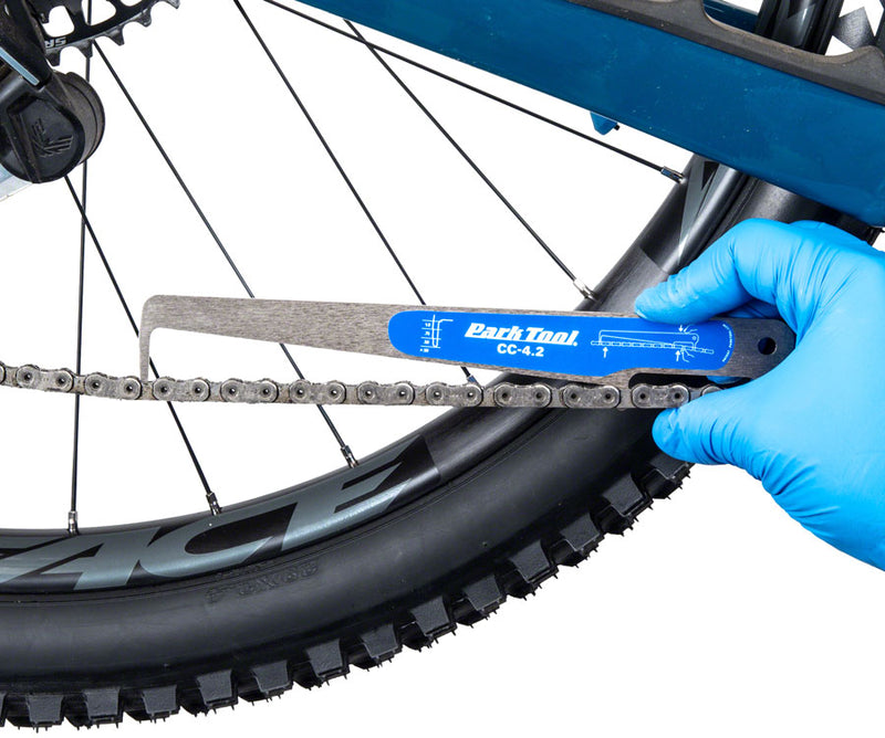 Load image into Gallery viewer, Park Tool CC-4.2 Chain Checker Chain Checker Silver CC-4.2
