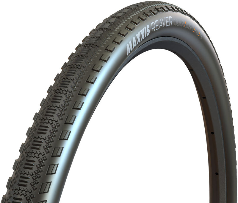 Load image into Gallery viewer, Maxxis Reaver Gravel Tire 700x50 Tubeless Folding Black HYPR-X EXO - Durable, Fast, Low Resistance
