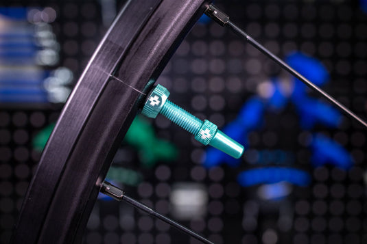 Muc-Off V2 Tubeless Valve Kit - Turquoise, 44mm, Pair