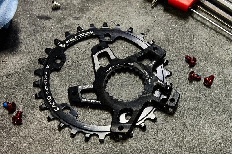 Load image into Gallery viewer, Wolf Tooth CAMO Direct Mount Spider for Shimano Boost 3mm Offset Aluminum
