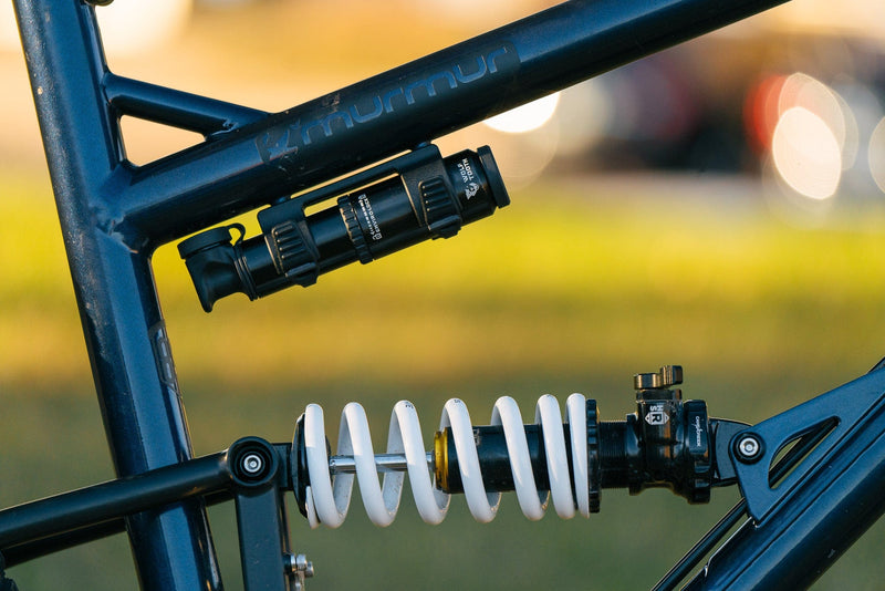 Load image into Gallery viewer, Wolf Tooth EnCase Pump Inline Mount - Includes 2 straps
