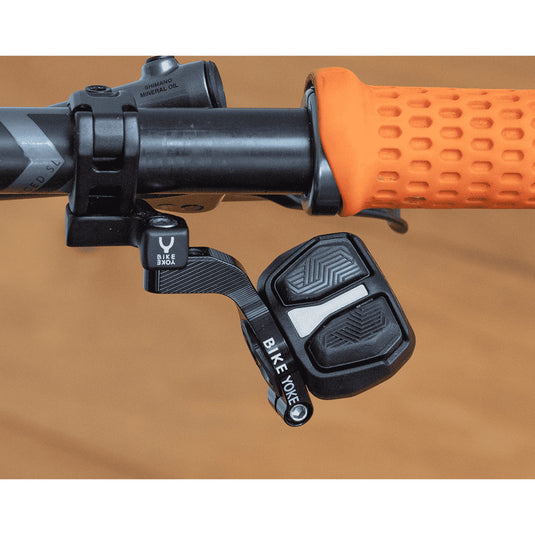 Bike-Yoke-Poddy-AXS-Adapter-Right-Electronic-Shifter-Extra-Part-ESEP0084